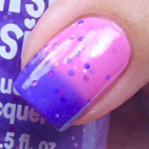 Berry Blast - Thermal Color Changing Nail Polish